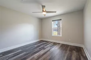 3426 E Meadow Ln, Dickinson, TX 77539 - Photo 23