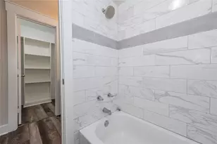 3426 E Meadow Ln, Dickinson, TX 77539 - Photo 21