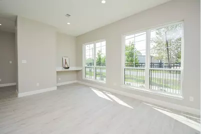 147 S 66 Street, Houston, TX 77011 - Photo 7