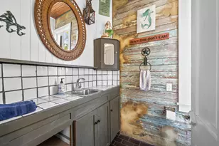 1211 33rd St, Galveston, TX 77550 - Photo 21