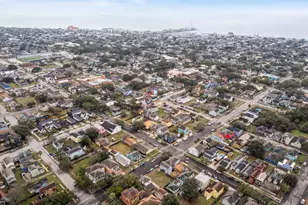 1211 33rd St, Galveston, TX 77550 - Photo 31