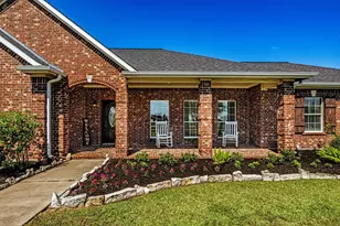 11702 Bisonte St, Needville, TX 77461 - Photo 3