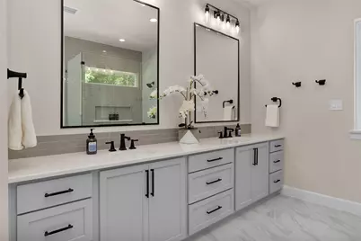 8604 Trinity Pines Court, Montgomery, TX 77316 - Photo 23