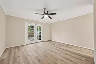 5451 Oakhaven Ln, Houston, TX 77091 - Photo 13