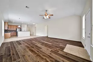 21839 Leigh Creek Dr, Spring, TX 77388 - Photo 15
