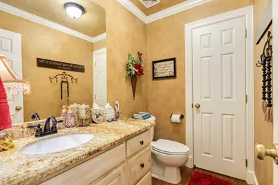 204 Arrowhead Drive, Lake Jackson, TX 77566 - Photo 29