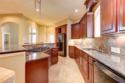 7803 Courtney Manor Lane, Katy, TX 77494 - Photo 9