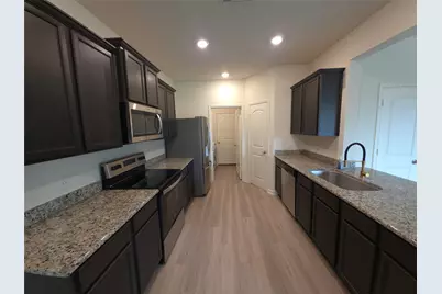 305 Lone Mountain Drive, Katy, TX 77493 - Photo 7