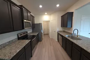 305 Lone Mountain Dr, Katy, TX 77493 - Photo 7