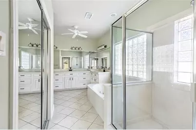 13930 Fountain View Drive, Montgomery, TX 77356 - Photo 23