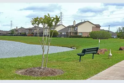 396 Kendall Crest Drive, Alvin, TX 77511 - Photo 23