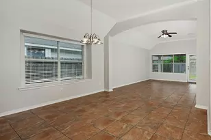 10912 Redbird, Conroe, TX 77385 - Photo 3