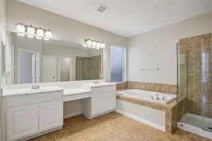 1314 Ravenel Ln, Sugar Land, TX 77479 - Photo 13