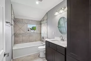 11026 Green Arbor Dr, Houston, TX 77089 - Photo 15