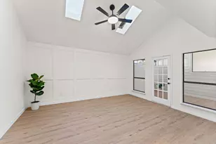 13838 Dentwood Dr, Houston, TX 77014 - Photo 11