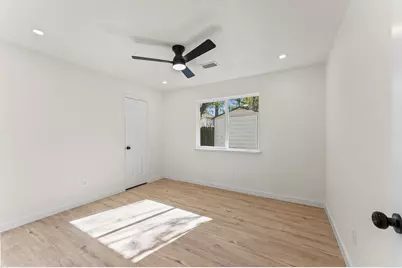 13838 Dentwood Drive, Houston, TX 77014 - Photo 29