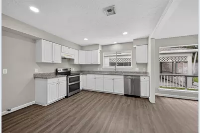 16122 Glen Mar Drive, Houston, TX 77082 - Photo 9