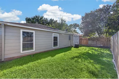 16122 Glen Mar Drive, Houston, TX 77082 - Photo 31