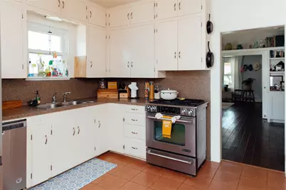 5018 Avenue P, Galveston, TX 77551 - Photo 9