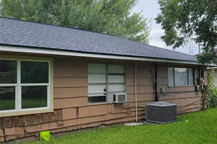 10118 Lafferty Oaks St, Houston, TX 77013 - Photo 11