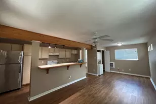 831 W 25th St, Houston, TX 77008 - Photo 11