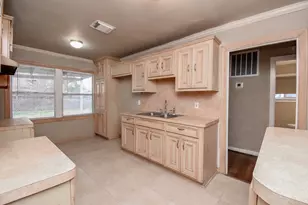 5419 Firefly Ave, Houston, TX 77017 - Photo 17