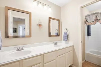 15627 Oakworth Court, Sugar Land, TX 77498 - Photo 23