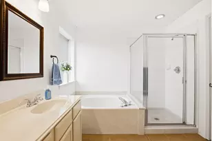 15627 Oakworth Ct, Sugar Land, TX 77498 - Photo 19