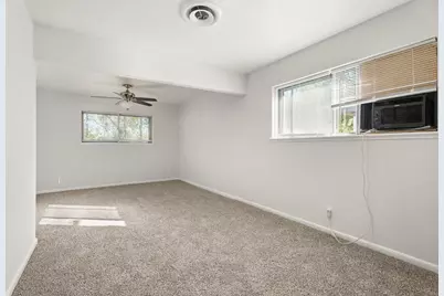 2808 28th Avenue N, Texas City, TX 77590 - Photo 5