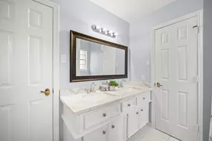 3622 Springhill Ln, Sugar Land, TX 77479 - Photo 17