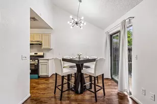4406 Alamo Ave, Sugar Land, TX 77479 - Photo 7