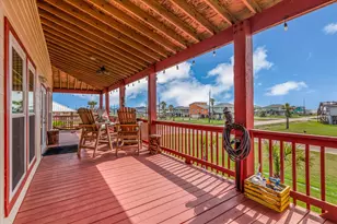 702 Surf Dr, Surfside Beach, TX 77541 - Photo 9