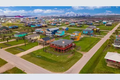 702 Surf Drive, Surfside Beach, TX 77541 - Photo 45