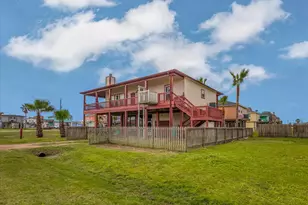 702 Surf Dr, Surfside Beach, TX 77541 - Photo 5