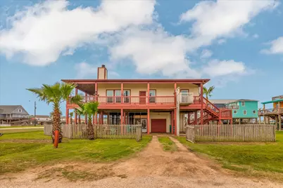 702 Surf Drive, Surfside Beach, TX 77541 - Photo 5