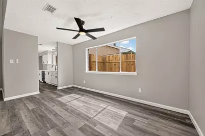 15718 Wingdale Drive, Houston, TX 77082 - Photo 11