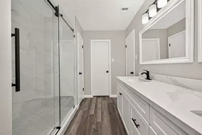 15718 Wingdale Drive, Houston, TX 77082 - Photo 27