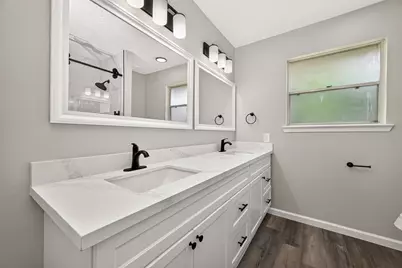 15718 Wingdale Drive, Houston, TX 77082 - Photo 25