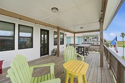 16710 Cabeza De Vaca, Jamaica Beach, TX 77554 - Photo 3