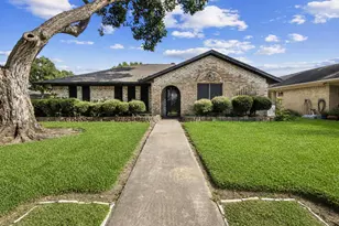 201 E Temperance Ln, Deer Park, TX 77536 - Photo 1