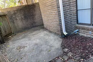 13784 Hollowgreen Dr, Houston, TX 77082 - Photo 23
