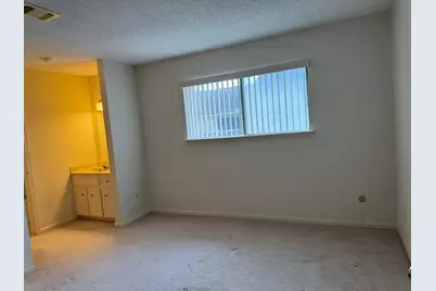 13784 Hollowgreen Drive, Houston, TX 77082 - Photo 19