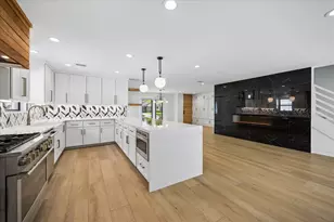 12510 Mooreknoll Ln, Houston, TX 77024 - Photo 5