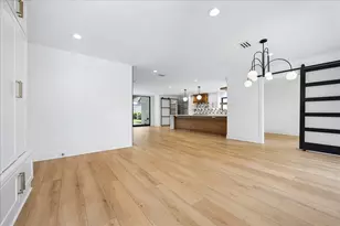 12510 Mooreknoll Ln, Houston, TX 77024 - Photo 9