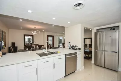 6304 Riverview Way, Houston, TX 77057 - Photo 5