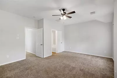 38 N Walden Elms S, The Woodlands, TX 77382 - Photo 15