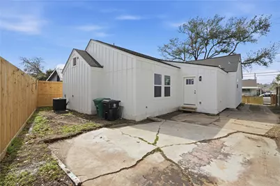 532 N Super Street, Houston, TX 77011 - Photo 17