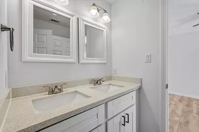 4106 Gardendale Drive, Houston, TX 77092 - Photo 11