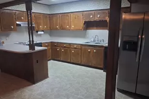 1116 Southampton St, Angleton, TX 77515 - Photo 15