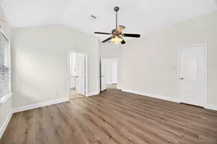 2606 Cypress Springs Dr, Pearland, TX 77584 - Photo 21